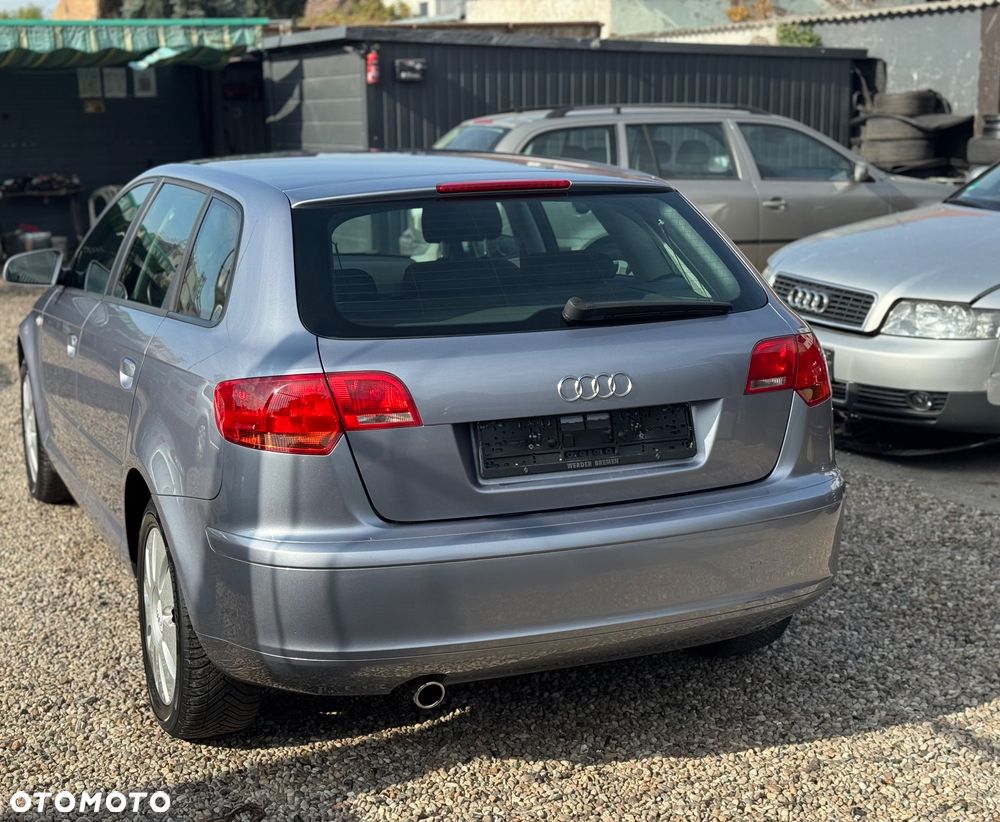 Audi A3 Sportback - 5