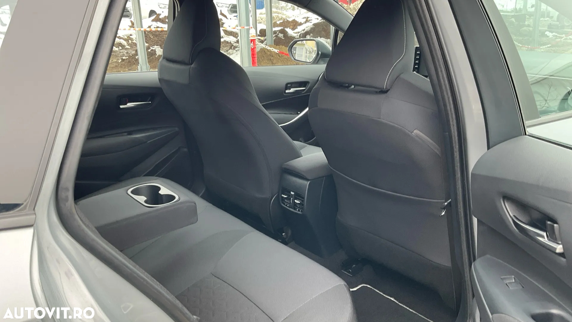 Toyota Corolla 2.0 HSD TS Dynamic tapiterie Neagra - 7