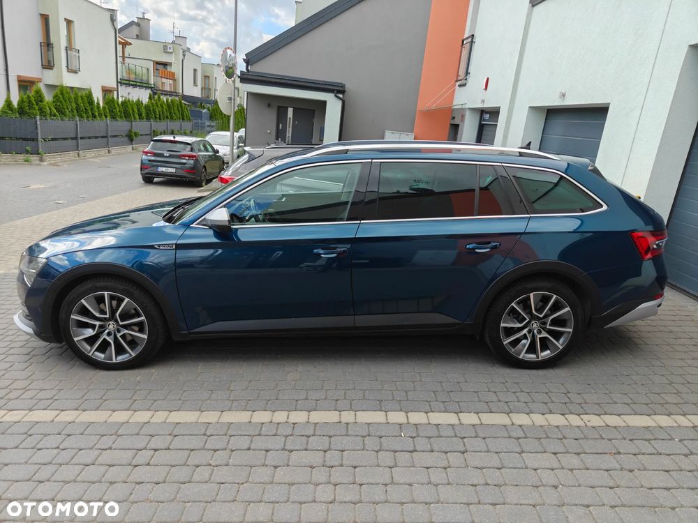 Skoda Superb 2.0 TDI SCR 4x4 Scout DSG - 6