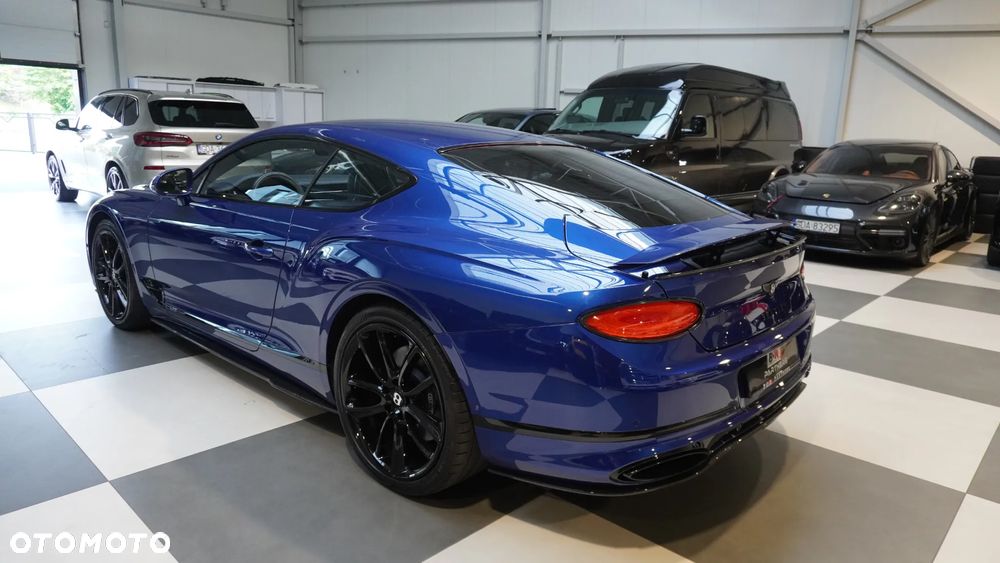 Bentley Continental GT - 13