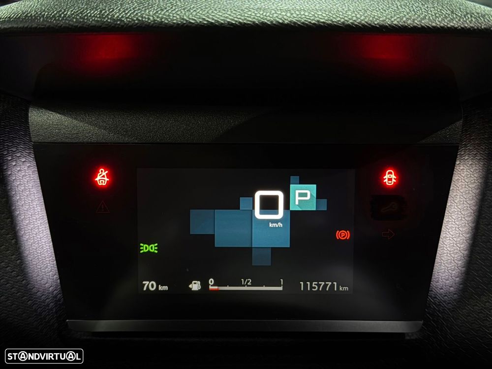 Citroën C4 PureTech 130 Stop&Start EAT8 SHINE - 21