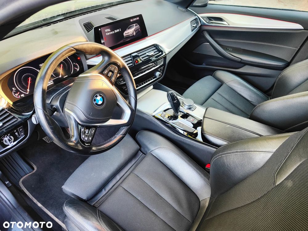 BMW Seria 5 520d Sport Line - 12