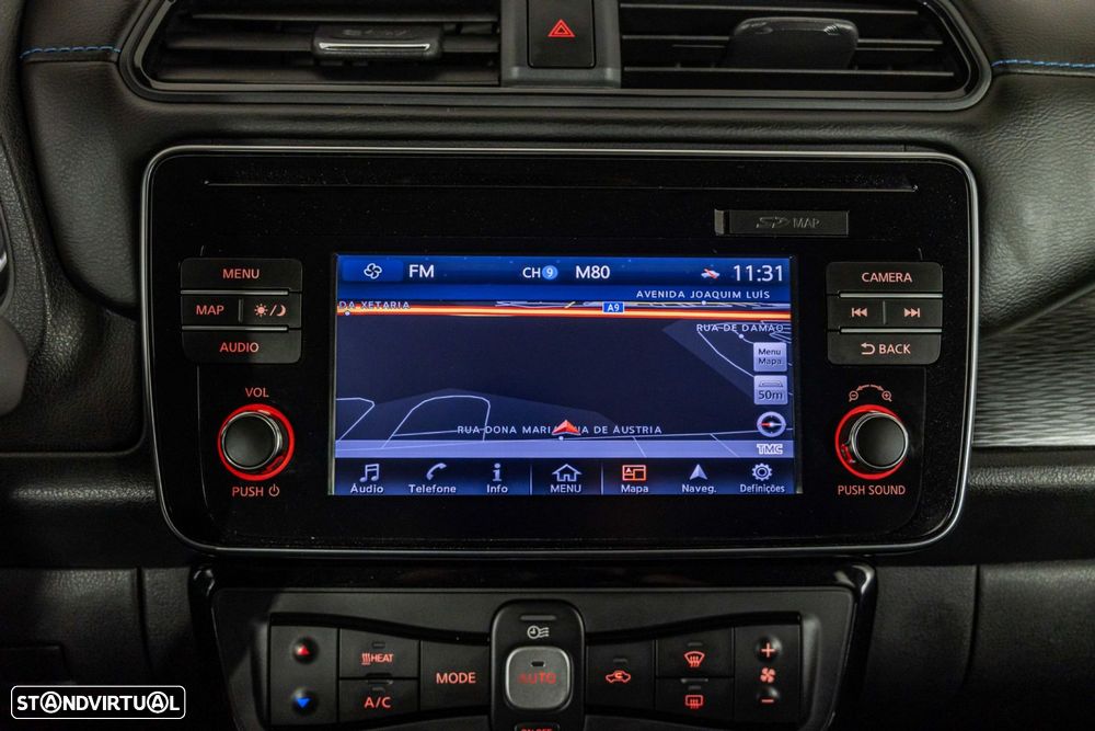 Nissan Leaf N-Connecta - 24