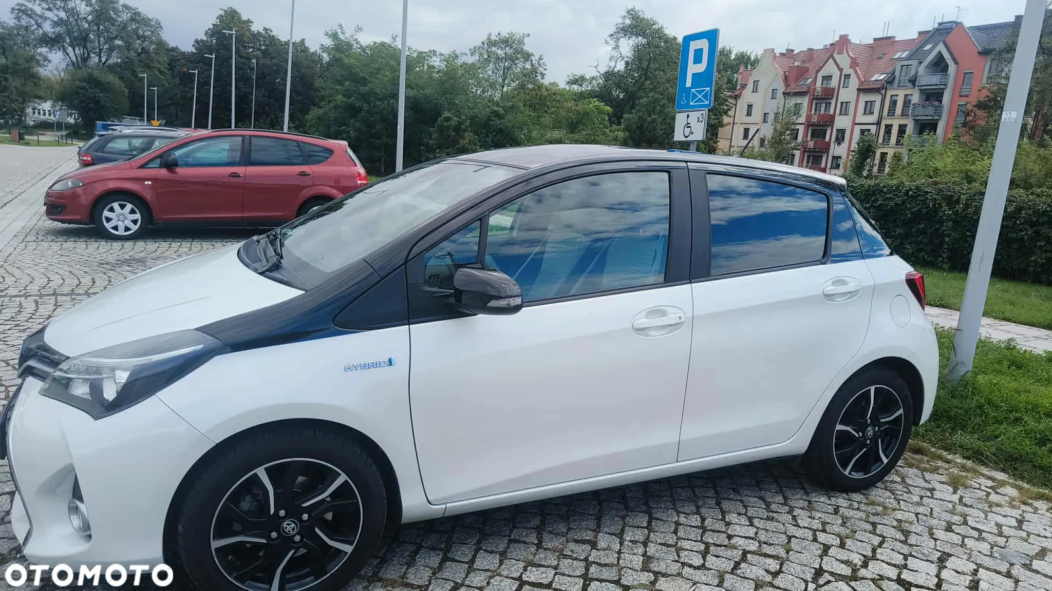 Toyota Yaris - 4