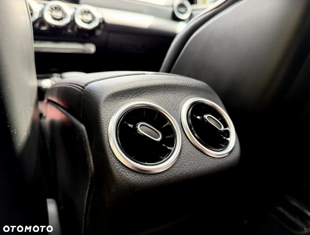 Mercedes-Benz Klasa A 45 S AMG 4-Matic 8G-DCT - 40