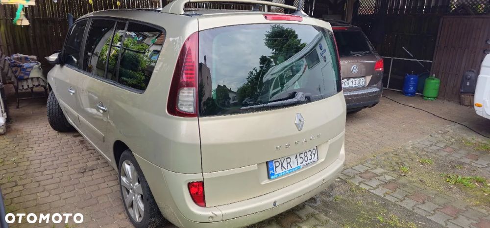 Renault Espace 2.0 dCi Initiale - 2