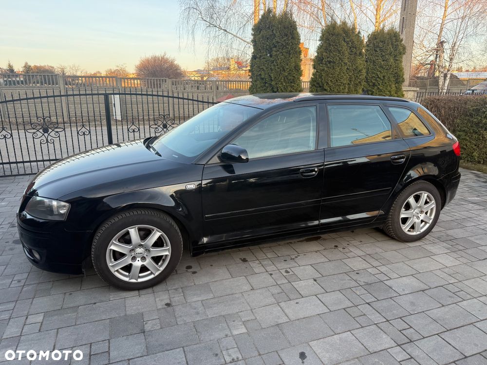 Audi A3 Sportback 1.4 TFSI Attraction - 2