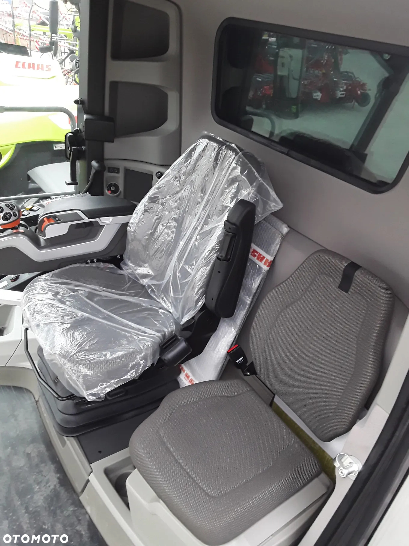 Claas TRION 660 - 10
