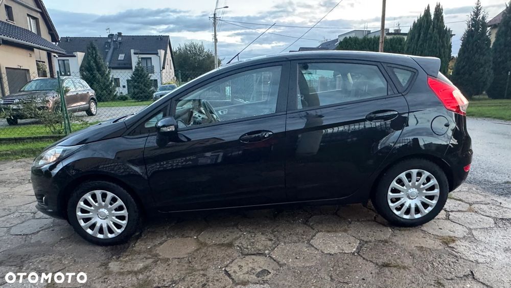 Ford Fiesta - 9