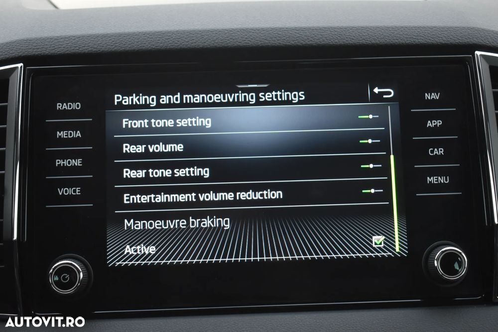 Skoda Karoq 2.0 TDI DSG Selection - 28