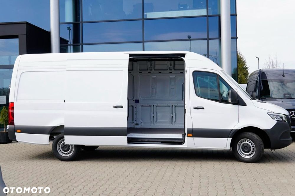 Mercedes-Benz Sprinter - 10