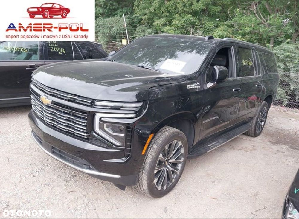 Chevrolet Suburban - 2