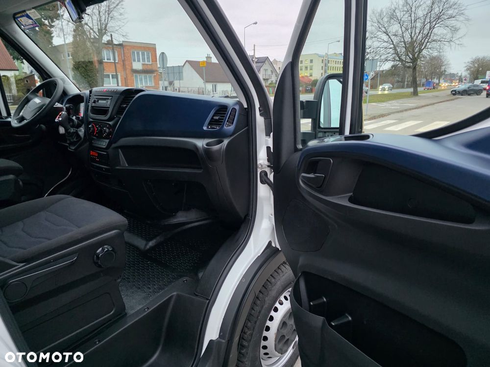 Iveco 35s14 Kontener - 12