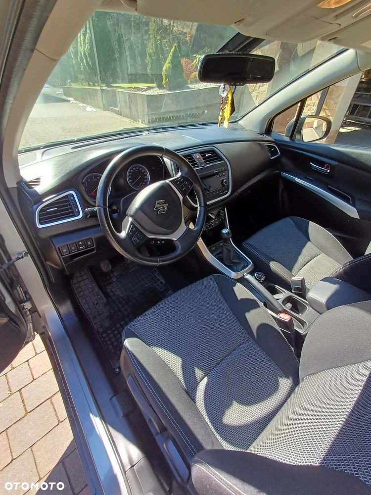 Suzuki SX4 1.6 Premium - 5