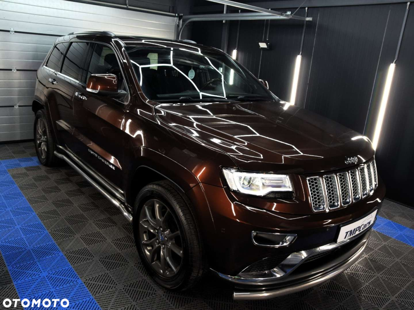 Jeep Grand Cherokee - 29
