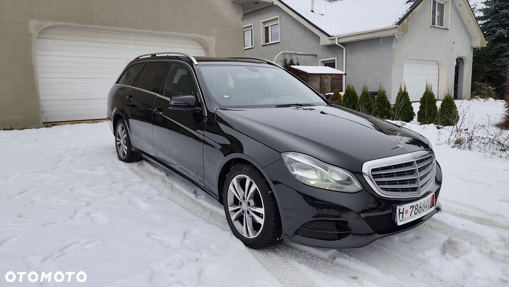 Mercedes-Benz Klasa E 200 CDI 7G-TRONIC Elegance - 31