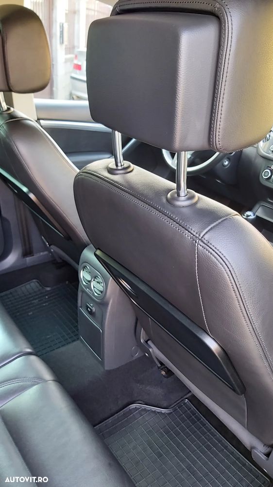 Volkswagen Tiguan - 6