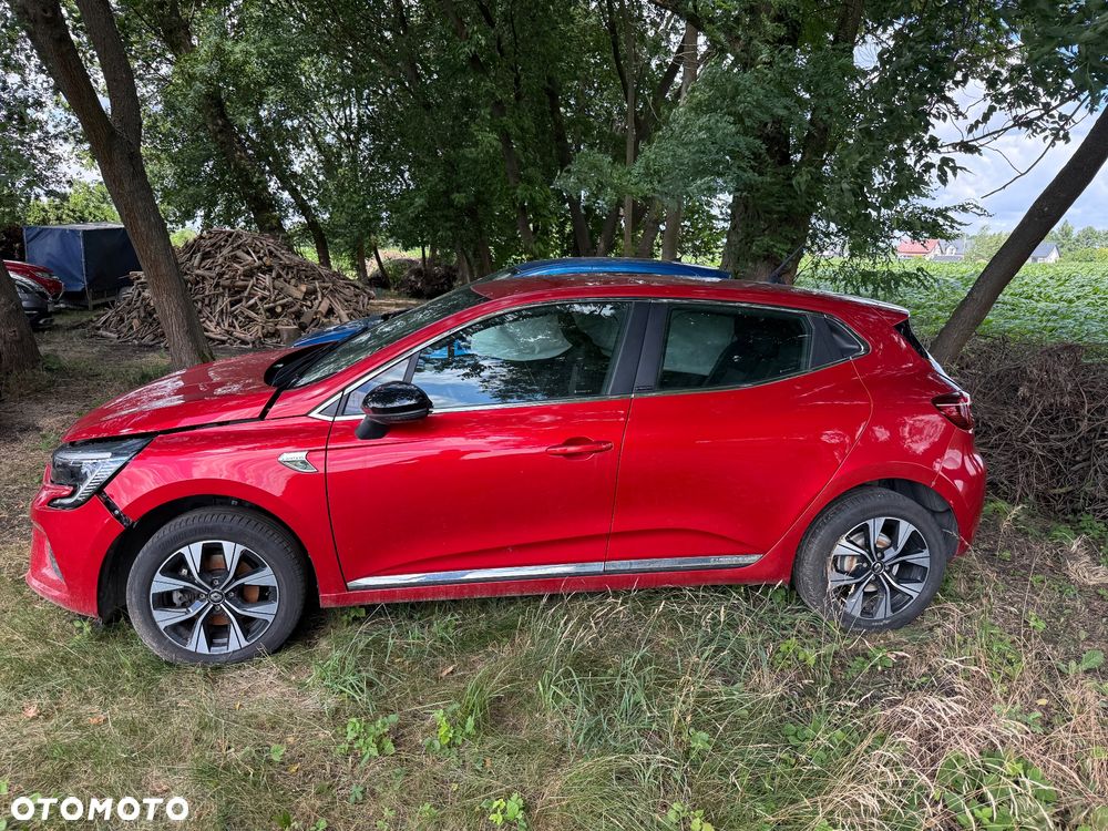 Renault Clio - 1