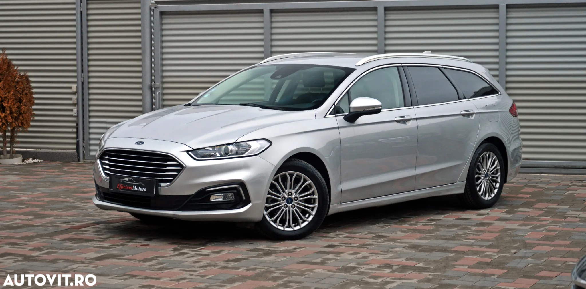 Ford Mondeo 2.0 HEV Titanium - 12