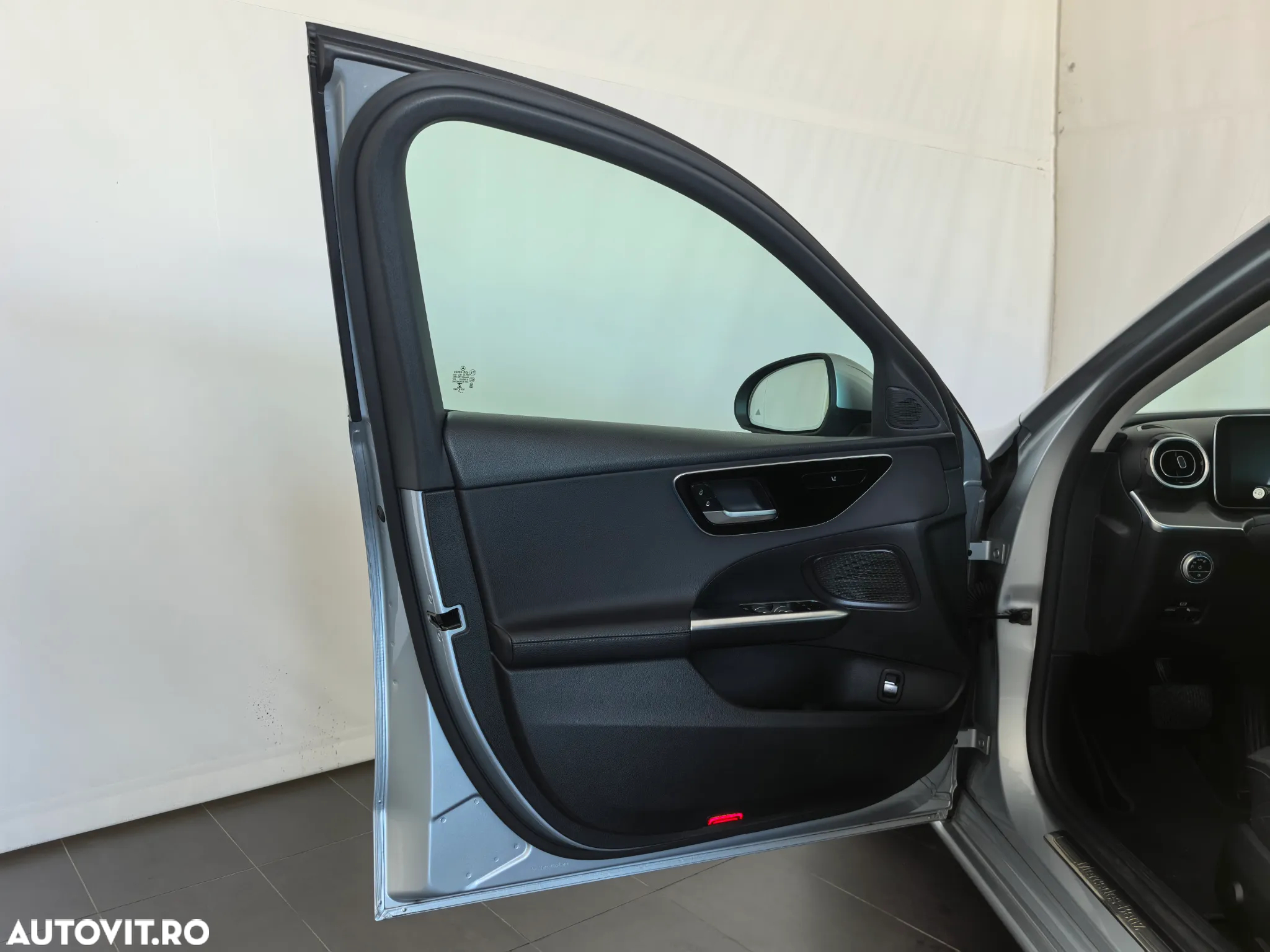 Mercedes-Benz C 180 9G-TRONIC - 8