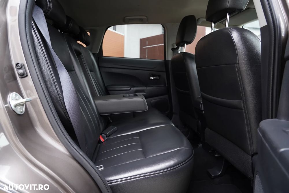 Mitsubishi ASX 1.8 DI-D 2WD Instyle - 8