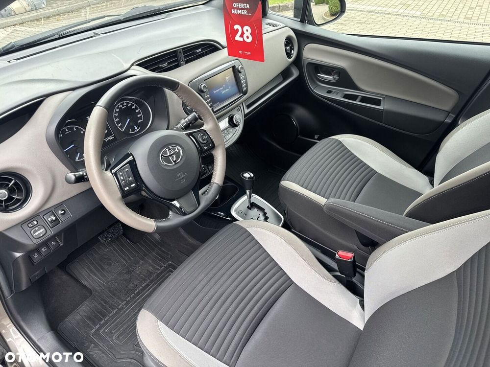 Toyota Yaris 1.5 Selection CVT - 11
