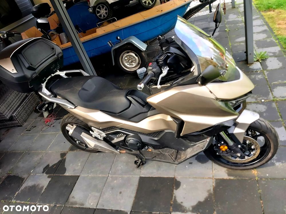 Honda NC - 24