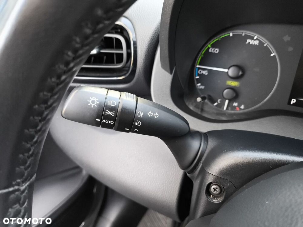 Toyota Yaris Hybrid 1.5 Comfort - 26
