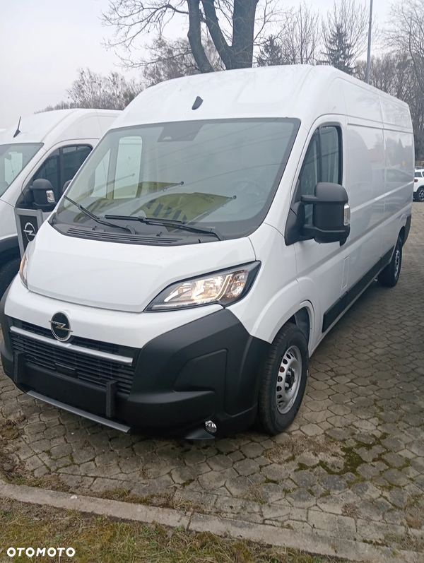 Opel Movano