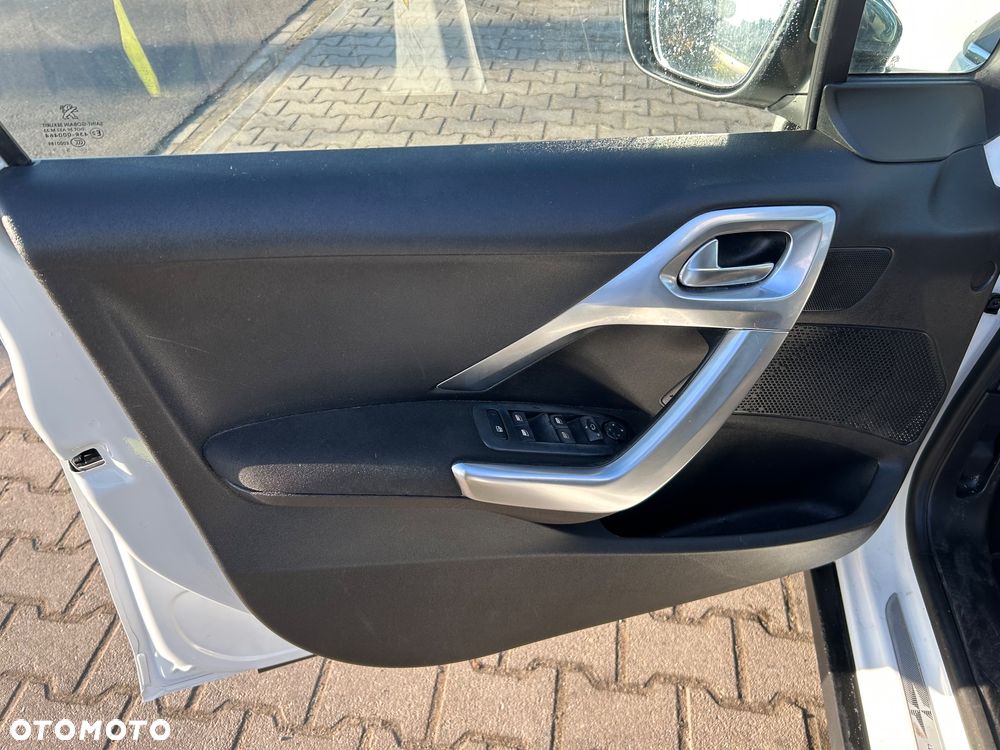 Peugeot 2008 - 31