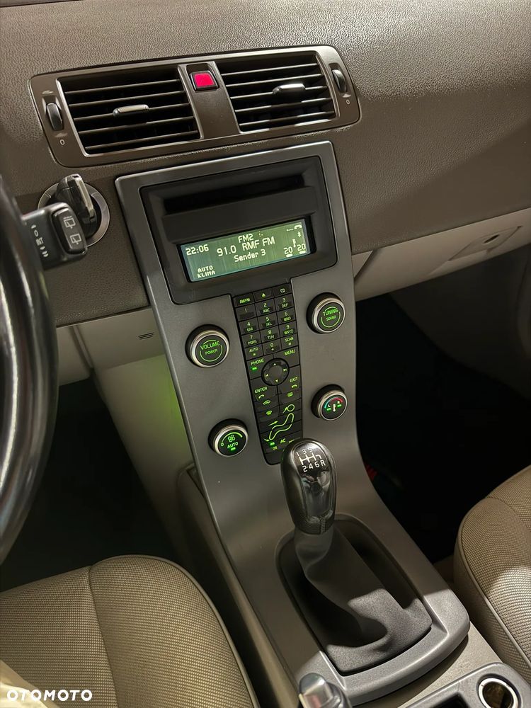 Volvo V50 D4 Momentum - 12