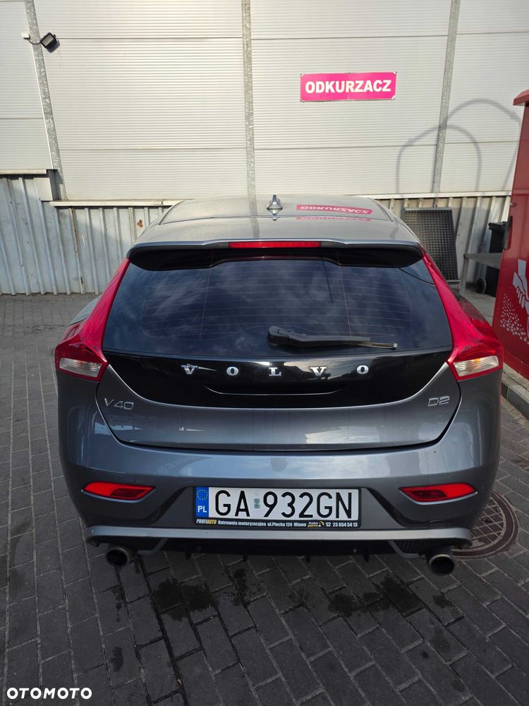 Volvo V40 - 2