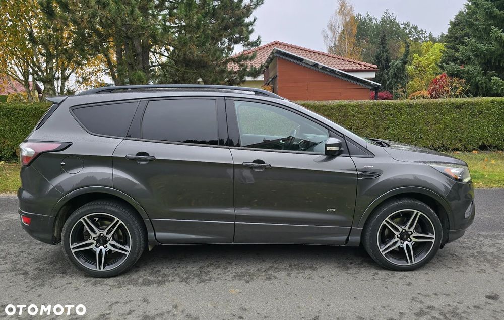 Ford Kuga 2.0 TDCi AWD ST-Line - 34
