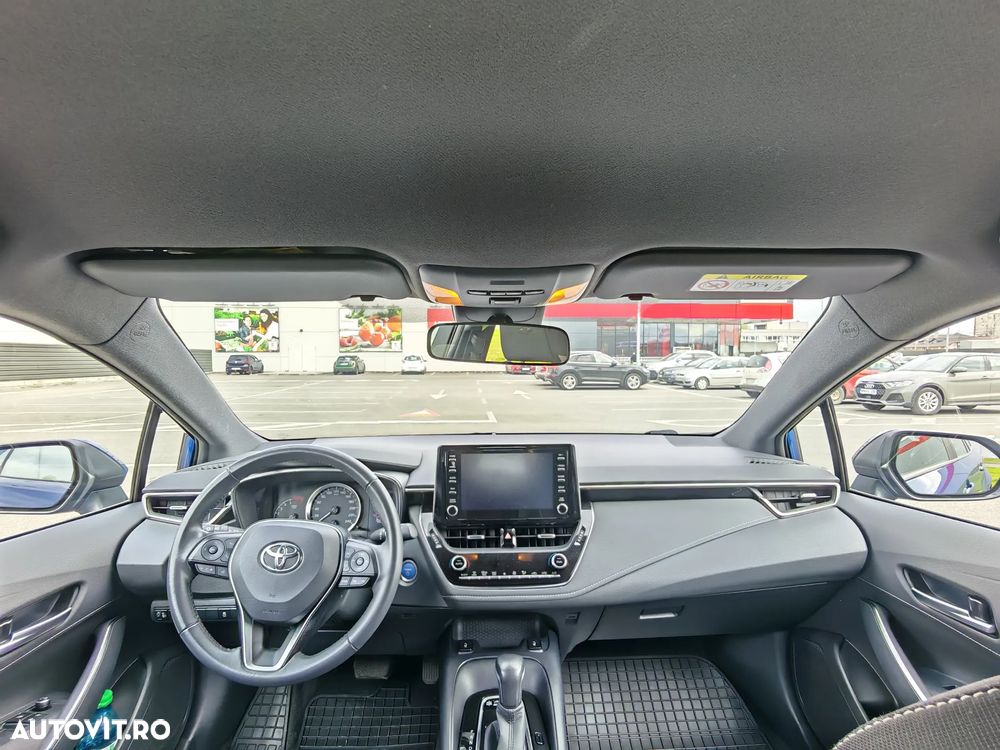 Toyota Corolla 1.8 HSD Business - 6