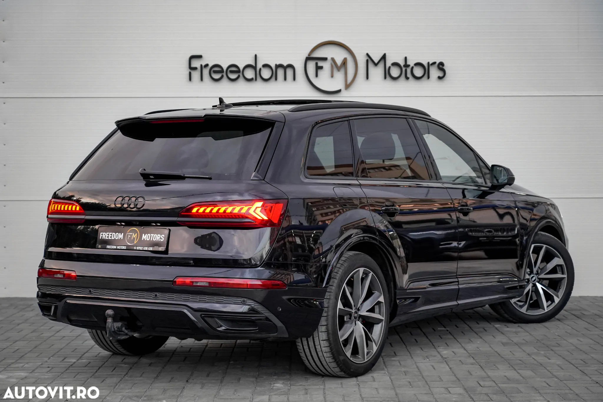 Audi Q7 3.0 60 TFSIe quattro Tiptronic S Line - 4