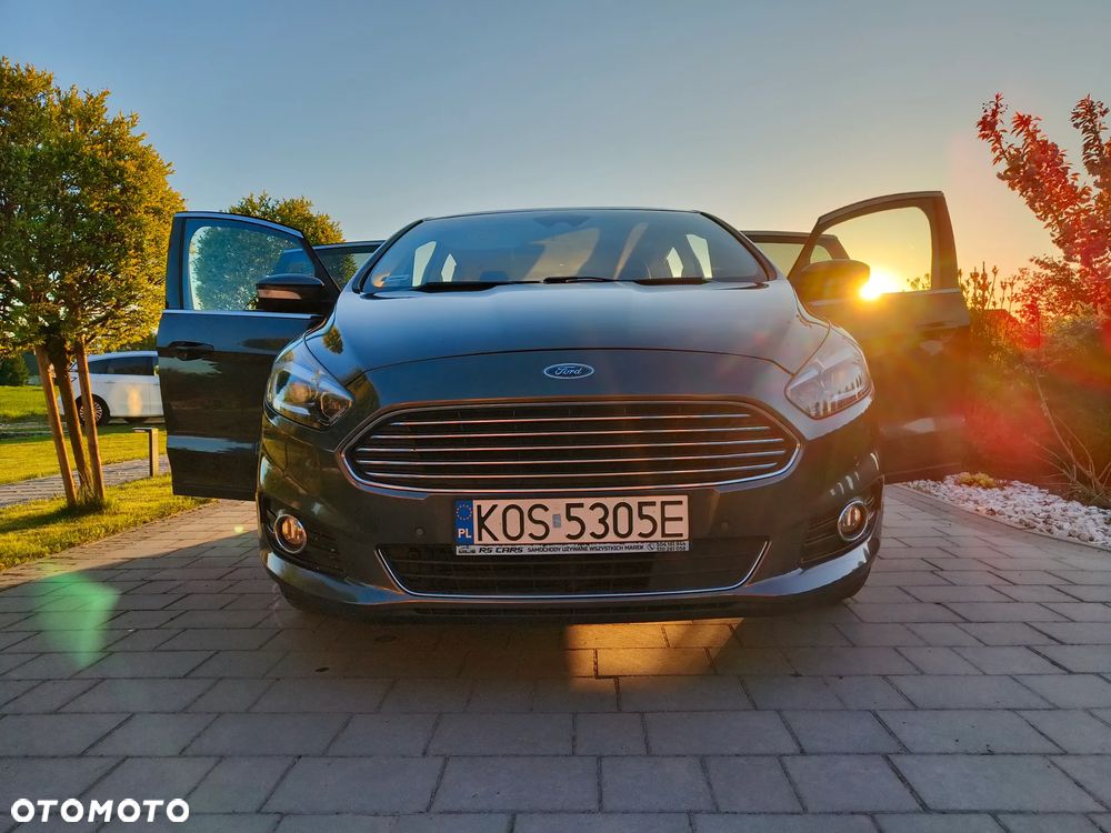 Ford S-Max 2.0 TDCi Titanium PowerShift - 15