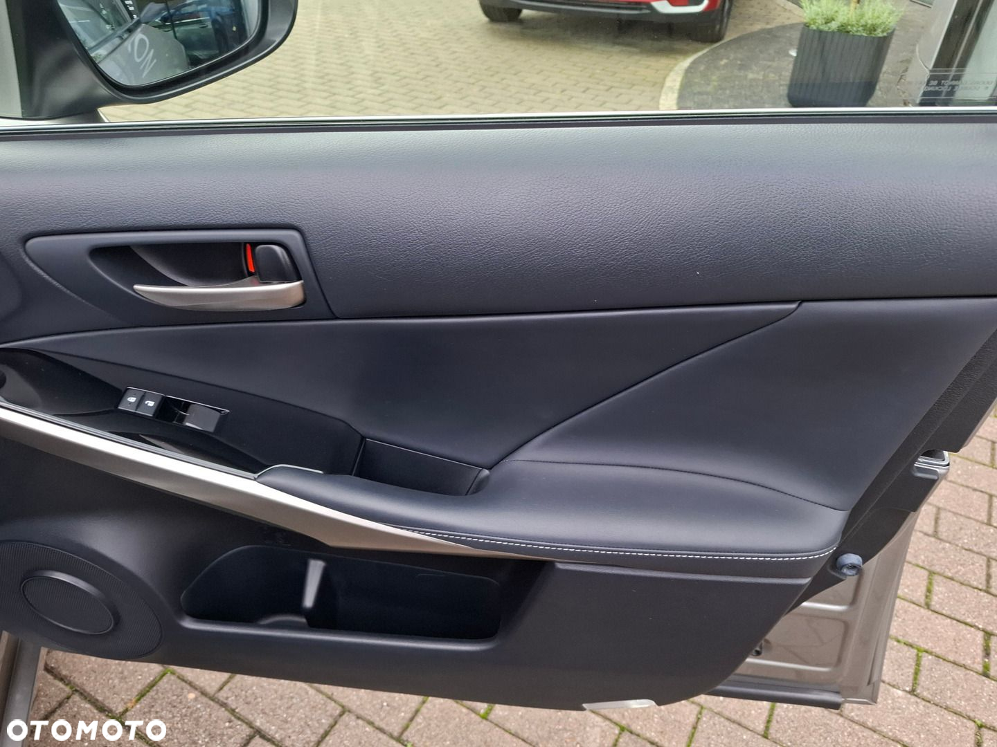 Lexus IS 200t Elegance - 17