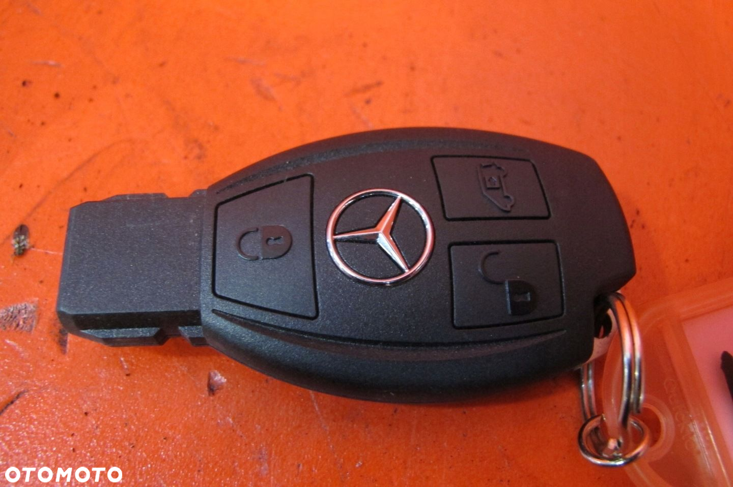 MERCEDES VITO 3 III W447 LIFT 447 KLUCZYK PILOT RYBKA - 2