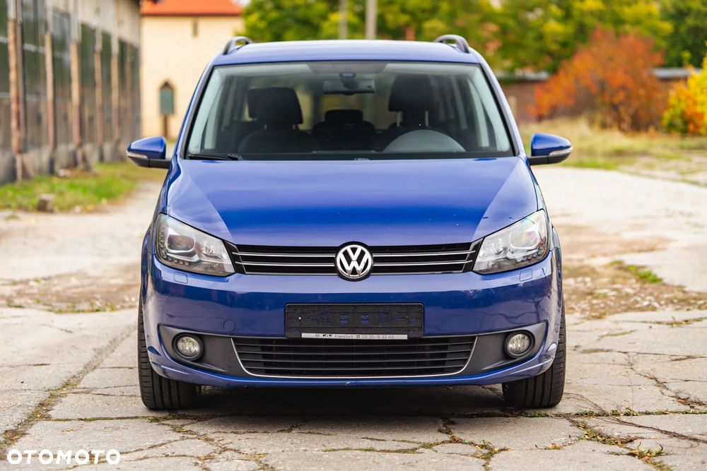 Volkswagen Touran 2010 photo 4