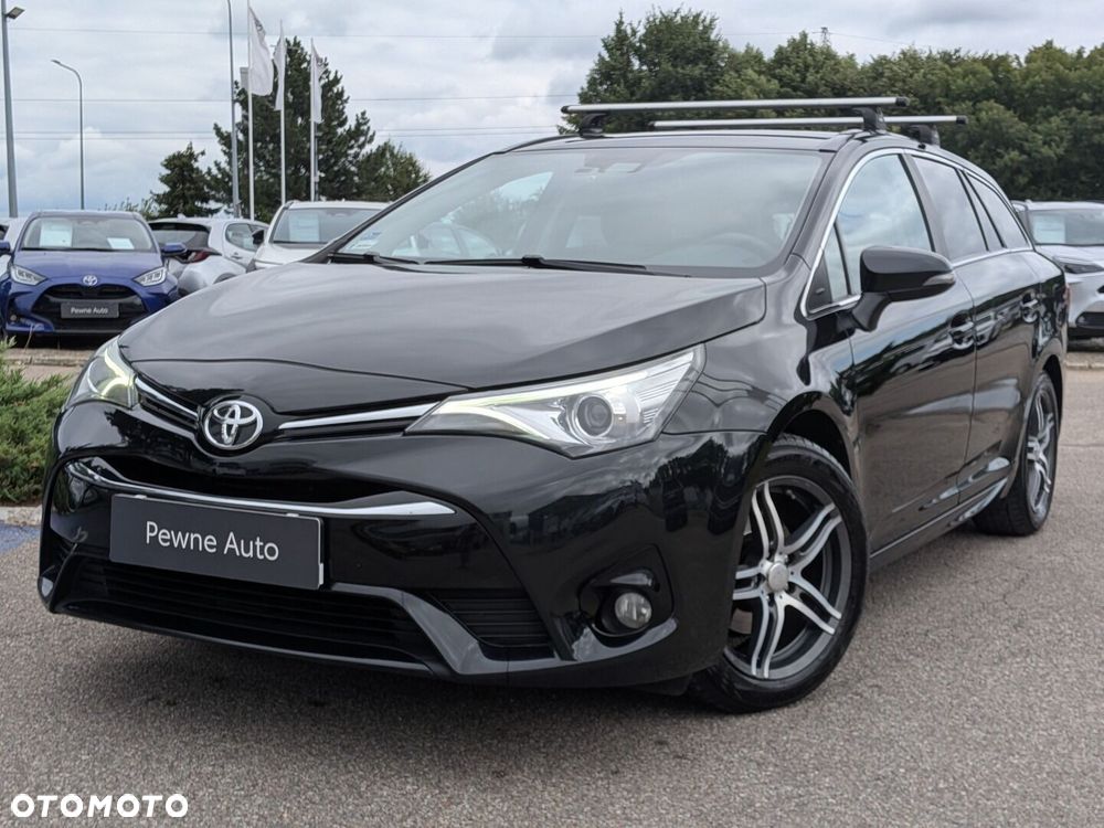 Toyota Avensis 2.0 Premium MS - 12