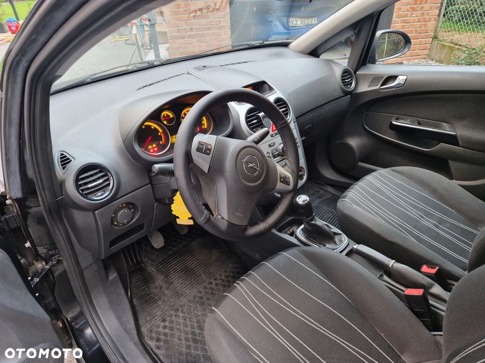 Opel Corsa 1.3 CDTI - 21