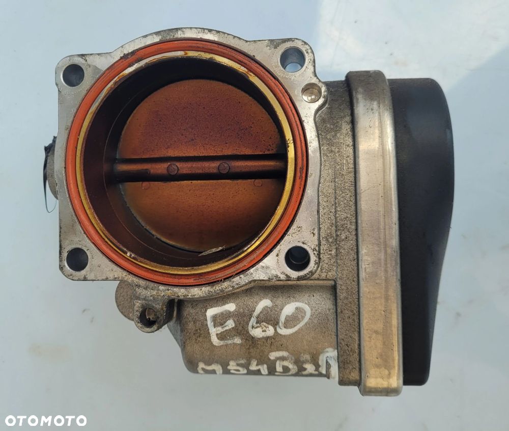 PRZEPUSTNICA BMW E39 E46 E53 E60 E65 E66 E83 E85 M54B30 M54 3.0B 7502445 - 3