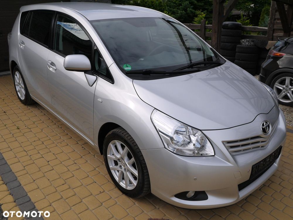 Toyota Verso - 3