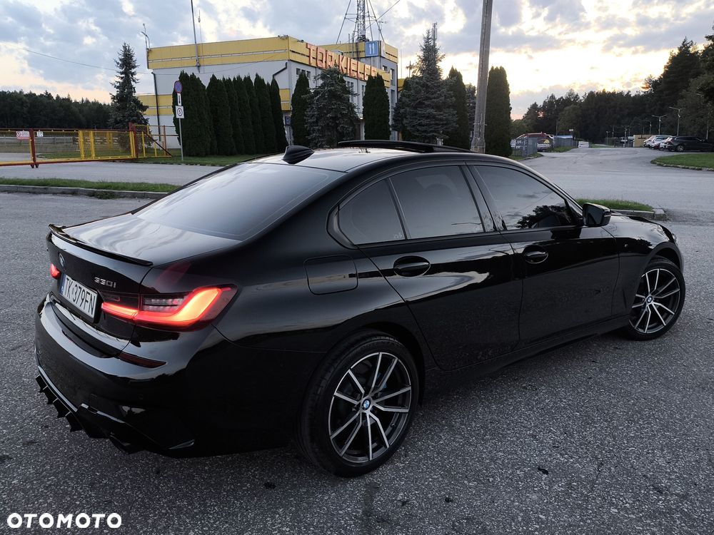 BMW Seria 3 330i xDrive Luxury Line sport - 5