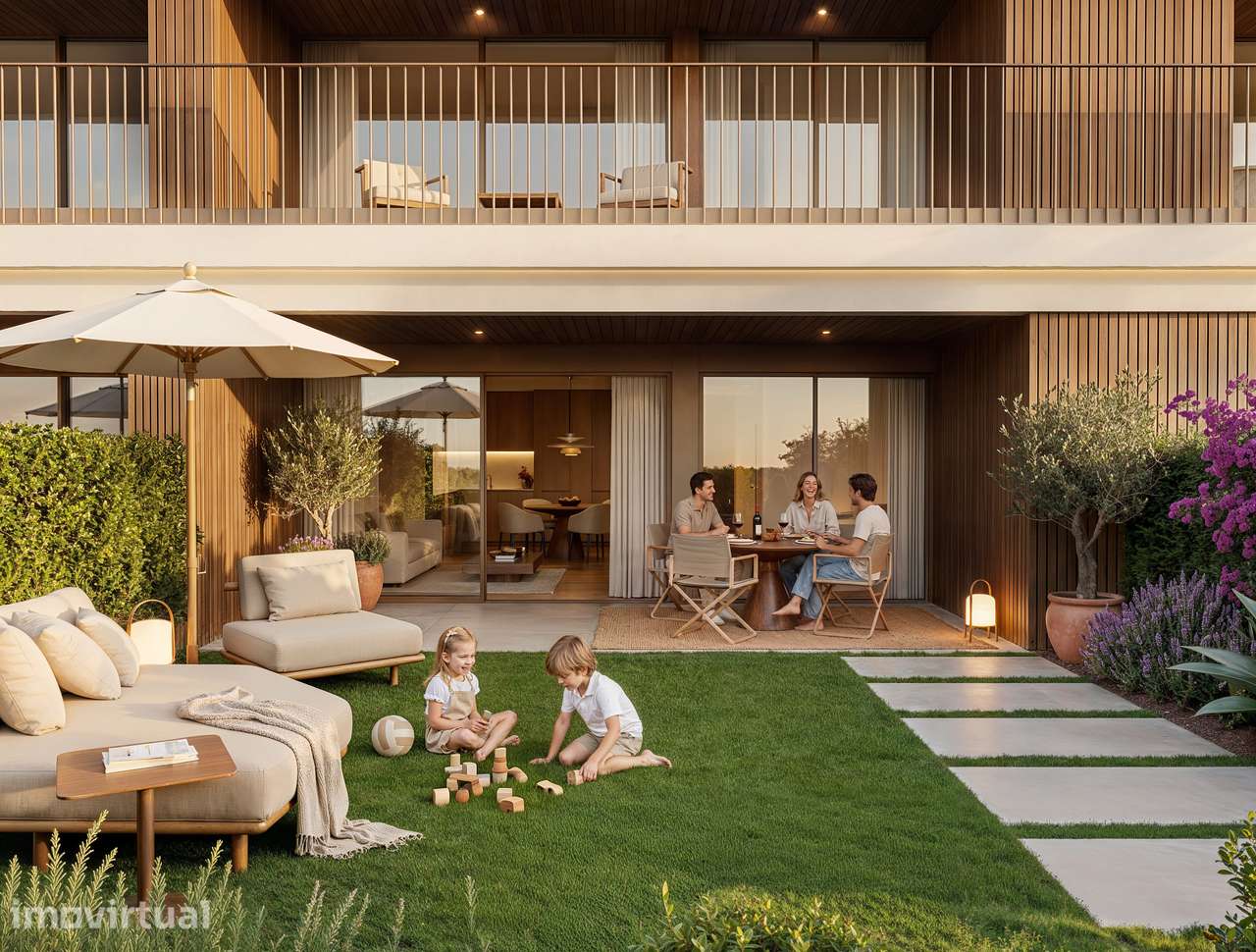 Apartamento T1 com logradouro e 1 lg garagem | Piscina na cobertura - Grande imagem: 2/23