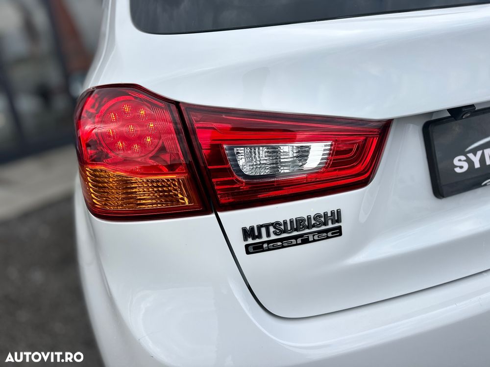 Mitsubishi ASX 1.8 DI-D 2WD Invite - 12