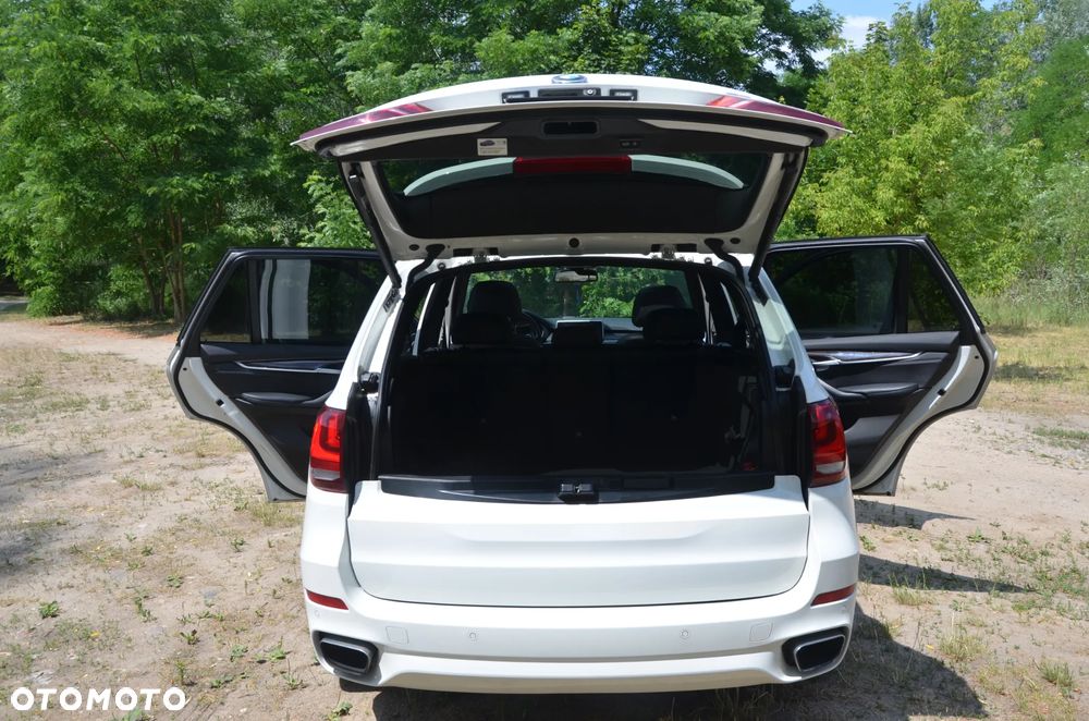 BMW X5 xDrive35i - 10
