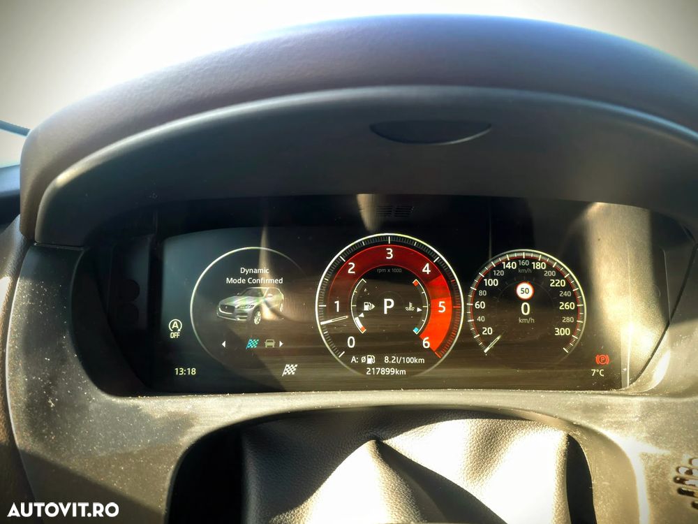 Jaguar F-Pace 30d AWD Prestige - 11