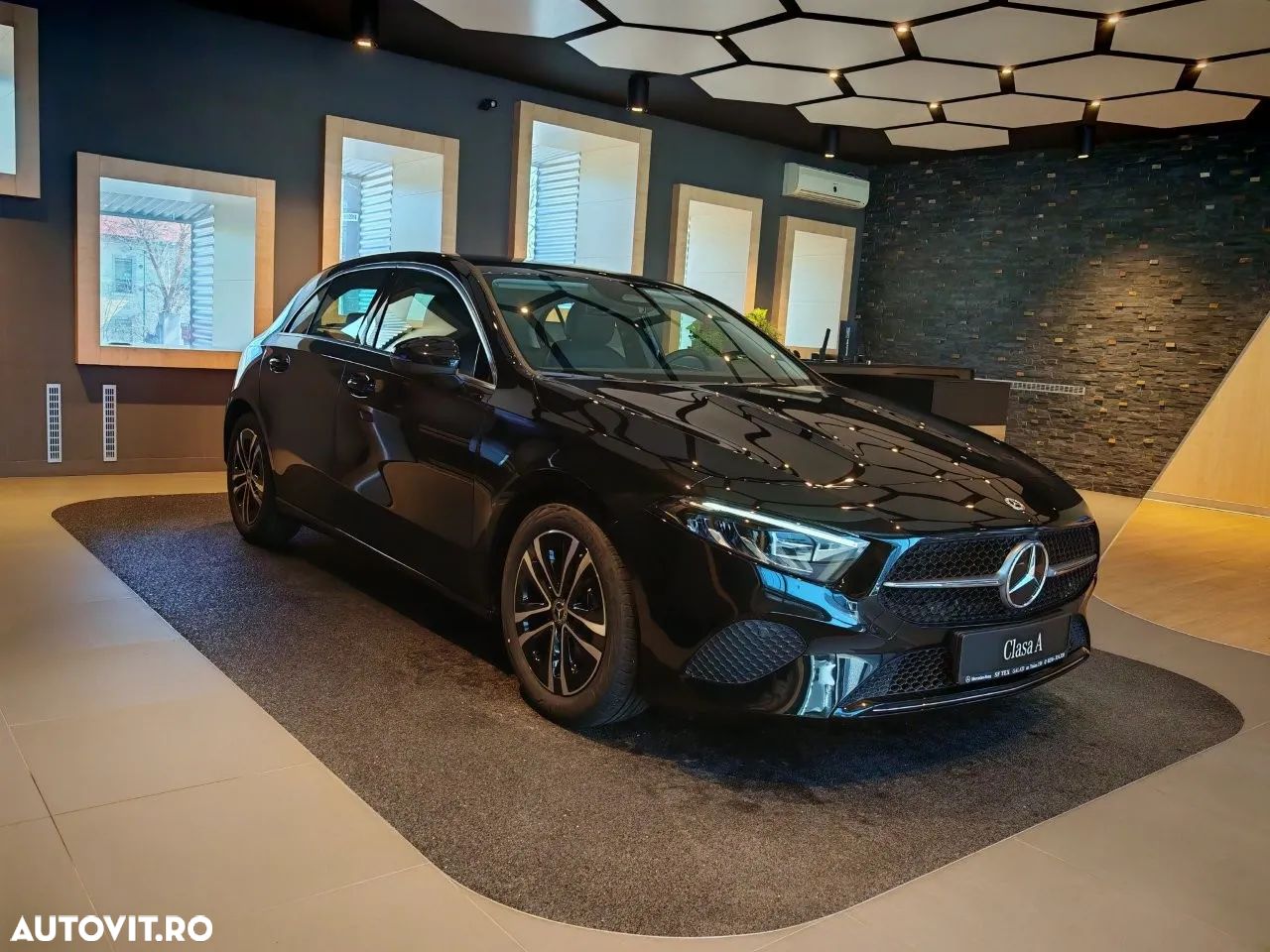 Mercedes-Benz A 180 MHEV 7G-DCT - 1
