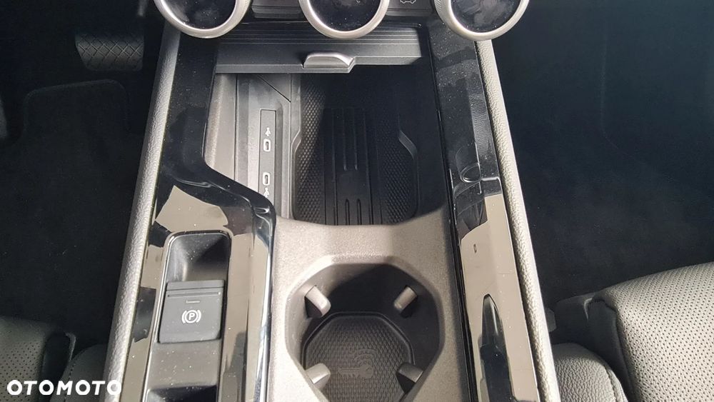 Skoda Superb 2.0 TSI L&K DSG - 23